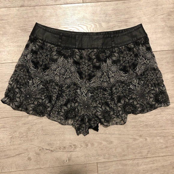 Helmet Lang shorts - Picture 2 of 6